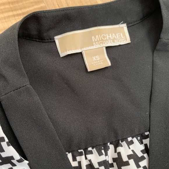 Michael kors top - Picture 3 of 3